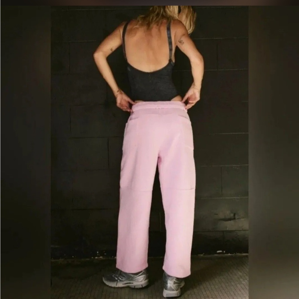🆕 Free People Top Score Barrel Sweatpants - Picture 2 of 8